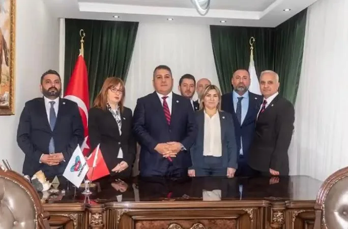 Bodrum İlçe Başkanlığı açılışında Teoman Mutlu